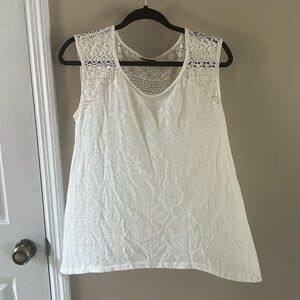 Ivory Sharkbite Women’s Tank Top